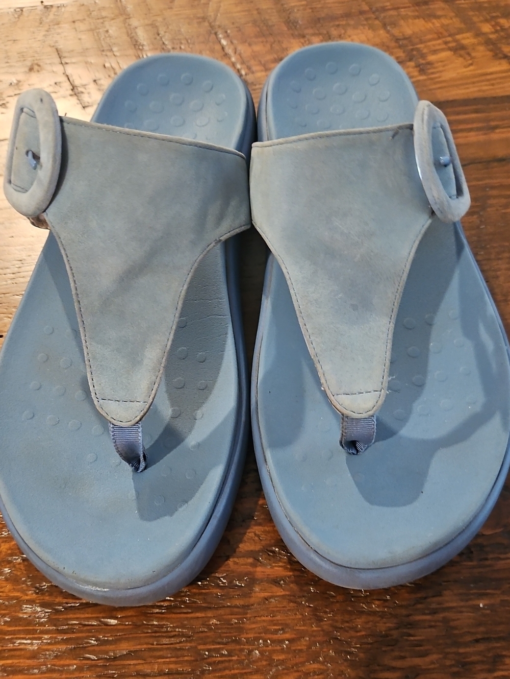 Vionic Recovery Light Blue Thong Sandals